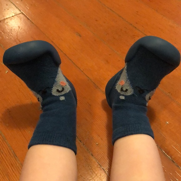 Sock shoes - Picture 2 of 3